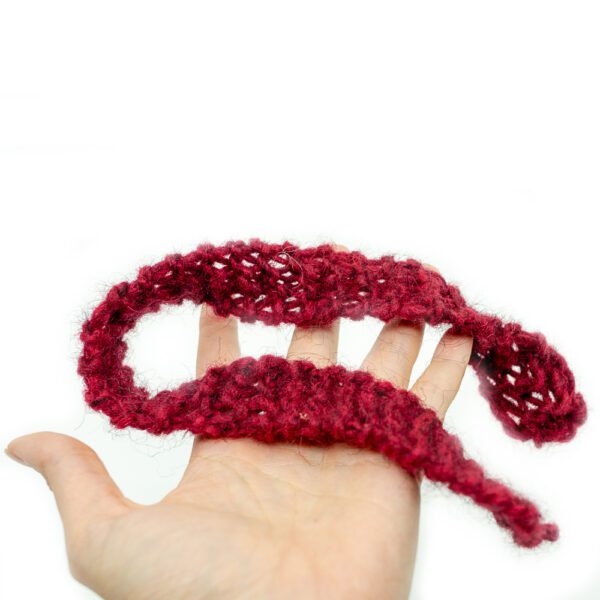 Scarf | Handknitted from Icelandic Sheep Wool. Made in Iceland. - Image 4
