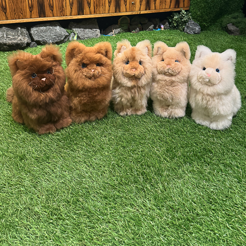 Köttur | Handmade Collectible Figure - Reykjavik Cat - Image 2