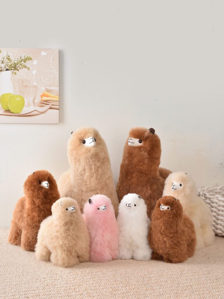 WARMPACA - Handmade Animals from all over the world