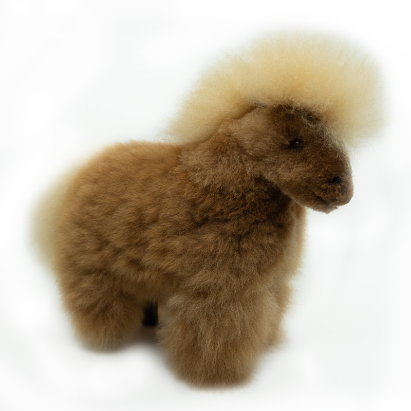 Hestur | Handmade Collectible Figure – Chocolate Horse - Image 2