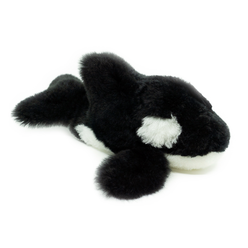 Háhyrningur | Handmade Collectible Figure – Orca